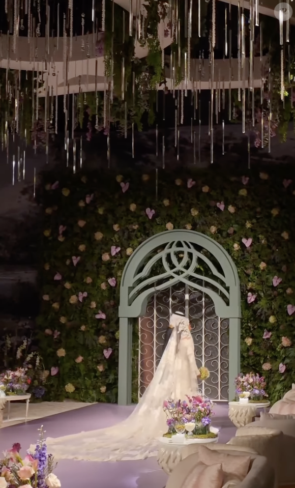 La princesse Nouf porte une robe Dolce & Gabbana pour son mariage avec le prince Nawaf ben Fahad Al Faisal Al Farhan via Instagram @arabianroyalagency