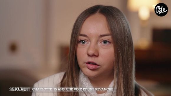 "Oui, ça fait très très mal", a confié la jeune chanteuse, qui a désormais une plaque et des vis de chaque côté du visage.

Portrait de la semaine de "Sept à Huit" sur TF1 le dimanche 12 avril 2026.

© TF1 / Sept à Huit