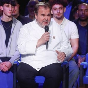 Exclusif - Pierre Hermé - Surprises - Enregistrement de l'émission "La Boîte à secrets", au Studio du Lendit, présentée par F.Bollaert et diffusée le 17 janvier sur France 3. Le 17 décembre 2024 © Christophe Clovis / Bestimage