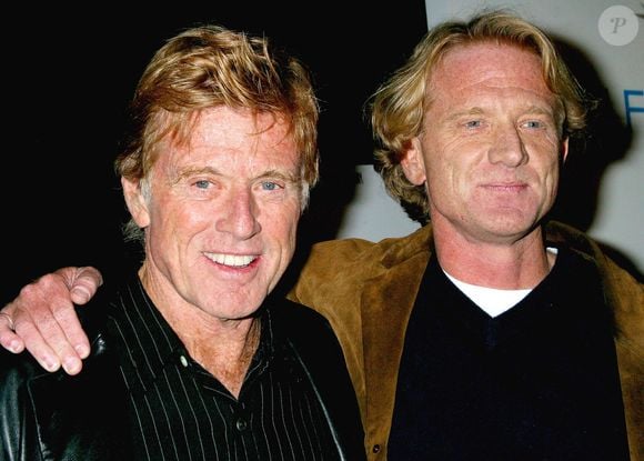9 novembre 2003, Hollywood, États-Unis : Robert Redford et James Redford à la projection du premier long métrage de James Redford au cinéma Arclight lors du Festival du film Afi. (Crédit image : © Clinton Wallace/ZUMA Wire)
