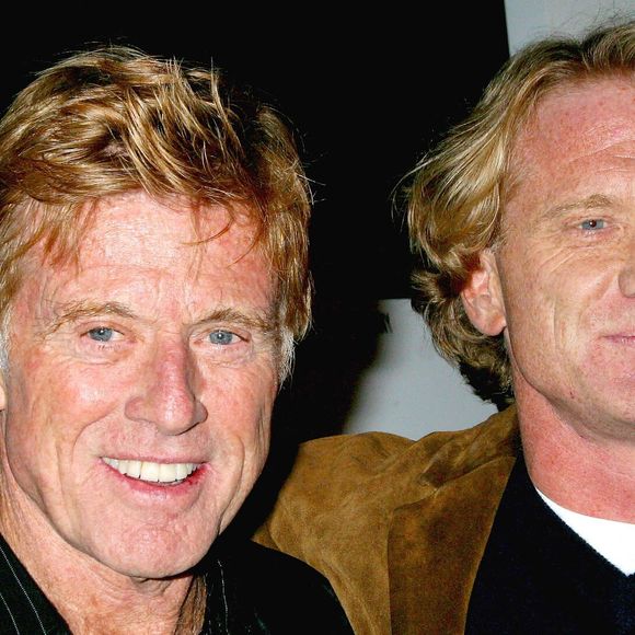 9 novembre 2003, Hollywood, États-Unis : Robert Redford et James Redford à la projection du premier long métrage de James Redford au cinéma Arclight lors du Festival du film Afi. (Crédit image : © Clinton Wallace/ZUMA Wire)