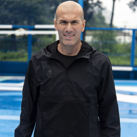 Zinédine Zidane - À l'occasion du 20ème anniversaire de la victoire des Bleus en Coupe du monde, l'ex-entraîneur du Real Madrid inaugure un terrain pour les jeunes à côté du Stade de France le "playground ZZ 10", à Saint-Denis, Seine Saint-Denis, France, le 11 juin 2018.  Bestimage