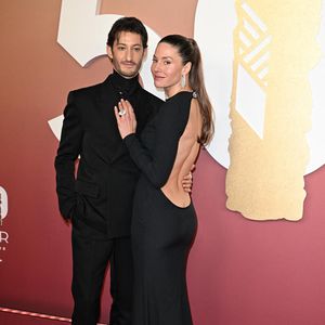 Pierre Niney et Natasha Andrews arrivent à la 50e cérémonie des César du cinéma à L'Olympia le 28 février 2025 à Paris, France. Photo by David Niviere/ABACAPRESS.COM