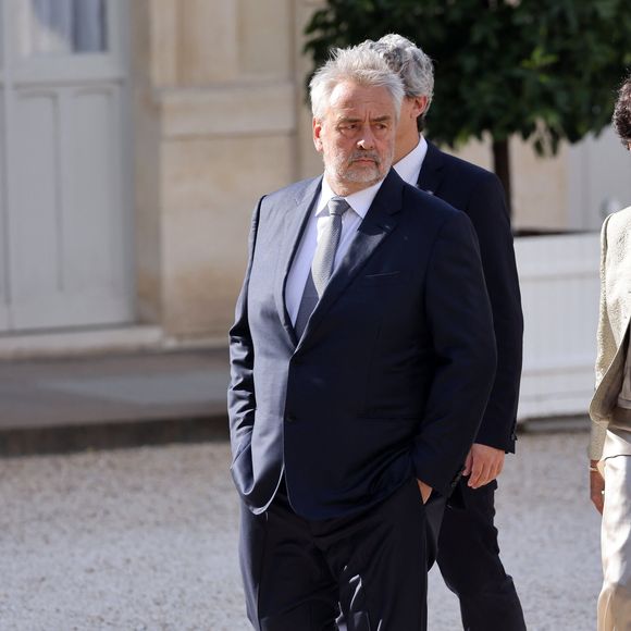 Luc Besson - Dîner d'état en l'honneur du président des Etats-Unis et sa femme au palais de l'Elysée à Paris, à l'occasion de leur visite officielle en France. Le 8 juin 2024 © Jacovides-Moreau / Bestimage