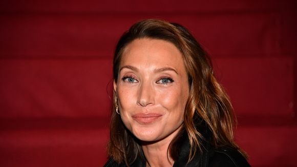 Laura Smet brille au défilé Etam en compagnie de la fille d'une autre icône de la chanson