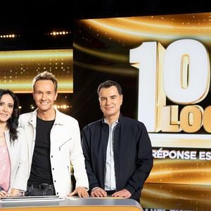 Exclusif - Cyril Féraud, Fabienne Carat, Laurent Luyat, Natasha St-Pier lors de l'enregistrement de l'émission "100% logique" présentée par C. Feraud et qui sera diffusée le 11 octobre 2025 au Studio du Lendit à Saint-Denis, France, le 8 mars 2025. © Cyril Moreau/Bestimage