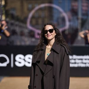 Marion Cotillard arrive à l’hôtel Maria Cristina lors de la 74e édition du Festival international du film de Saint-Sébastien, le 24 septembre 2026 à Donostia / Saint-Sébastien, en Espagne. © Jack Abuin/ZUMA Press Wire