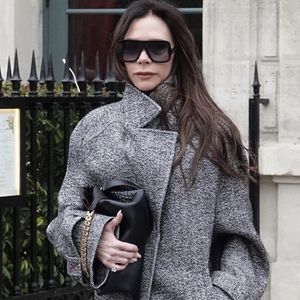 David, Cruz, Harper, Victoria, Brooklyn Beckham et Nicola Peltz quittent leur hôtel La Reserve pour aller au restaurant, Fashion week Paris, le 4 mars 2023 à Paris, France. Photo par ABACAPRESS.COM