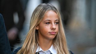 A 14 ans, Giulia Sarkozy s'offre tout un protocole de soin en plein coeur de Paris pour un tarif à trois chiffres