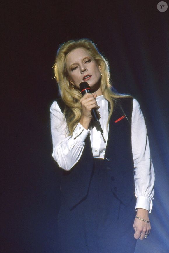 Sylvie Vartan au palais des Congrès 
JLPPA / Bestimage