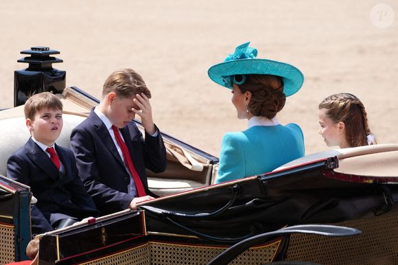 (de gauche à droite) Le prince Louis, le prince George, la princesse de Galles et la princesse Charlotte lors de la cérémonie de la montée des couleurs à Horse Guards Parade, au centre de Londres, à l'occasion de l'anniversaire officiel du roi Charles III. Date de la photo : samedi 14 juin 2025. ... Cérémonie de remise des couleurs ... 14-06-2025 ... Londres ... UK ... Le crédit photo doit être lu comme suit : Jonathan Brady/PA Wire. Numéro de référence unique : 80648471 ... Voir l'article de PA ROYAL Trooping. Le crédit photo doit être lu comme suit : Jonathan Brady/PA Wire