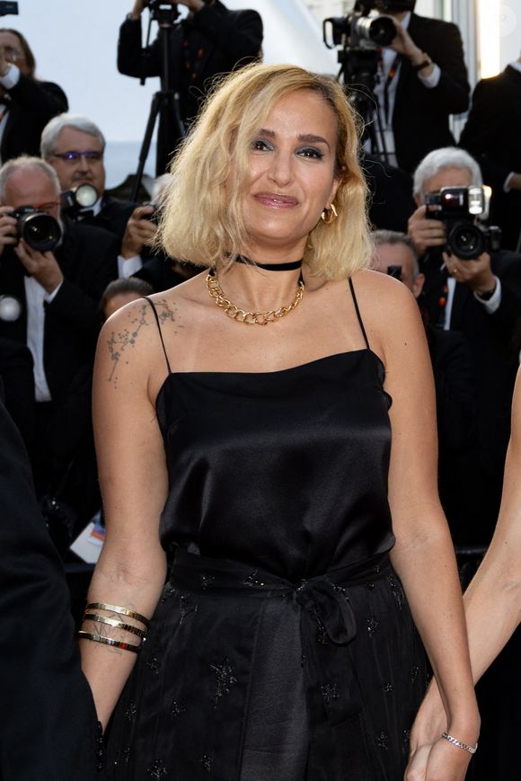 Julia Ducournau - Montée des marches du film « Elémentaire » pour la cérémonie de clôture du 76ème Festival International du Film de Cannes, au Palais des Festivals à Cannes. Le 27 mai 2023
© Jacovides-Moreau / Bestimage