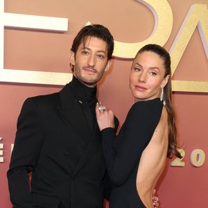 Pierre Niney, Natasha Andrews - Photocall de la 50ème édition de la cérémonie des César à l'Olympia à Paris, France, le 28 février 2025 © Dominique Jacovides - Olivier Borde / Bestimage