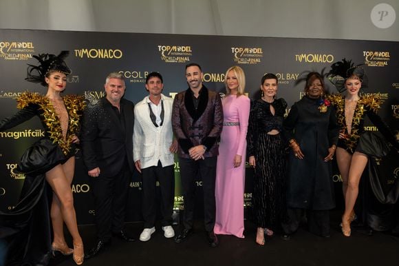 Jeremy Urbain, Adil Rami, Adriana Karembeu, Cristina Cordula, Rebecca Ayoko et un membre du jury lors de la 21ème édition du concours de beauté "Top Model International" dans la salle des Étoiles du Sporting de Monte-Carlo, Monaco, le 174 mai 2025. © Martin Bousseau/Bestiamge