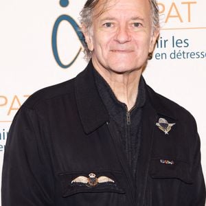 Francis Huster assiste à la cérémonie de remise des prix DAPAT 2022 au théâtre Edouard VII le 17 octobre 2022 à Paris France. Photo by Nasser Berzane/ABACAPRESS.COM