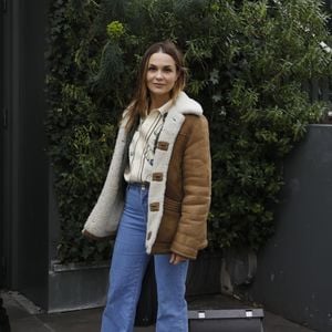 Barbara Schulz - Arrivées des invités à l'enregistrement de l'émission "Vivement Dimanche" au studio Gabriel à Paris le 2 mars 2022. L'émission sera diffusée le 6 mars 2022.
Agence / Bestimage