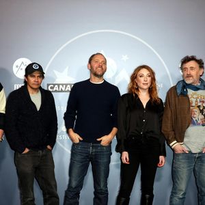 Martin Rappeneau, Nessim Chikhaoui, Philippe Mechelen, Sarah Stern, Jean-Paul Rouve, Élise Larnicol au photocall de la cérémonie d'ouverture du 28ème Festival International du Film de Comédie à l'Alpe d'Huez le 13 janvier 2025.

© Dominique Jacovides / Bestimage