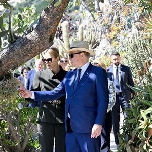 Le prince Albert II de Monaco, sa femme la princesse Charlene et la princesse Caroline de Hanovre ont pu découvrir les travaux d'aménagements réalisés pendant 5 ans au jardin exotique de Monaco avant son ouverture au public le 30 mars.© Bruno Bebert / Bestimage