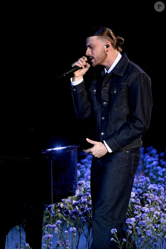 Pierre Garnier se produit lors de la 41e cérémonie des Victoires de la Musique à La Seine Musicale le 13 février 2026 à Boulogne-Billancourt, France. Photo de Franck Castel /ABACAPRESS.COM