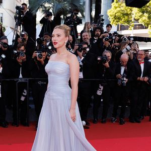 Scarlett Johansson - Montée des marches du film « Vie privée » lors du 78ème Festival International du Film de Cannes, au Palais des Festivals à Cannes. Le 20 mai 2025
© Jacovides-Moreau / Bestimage