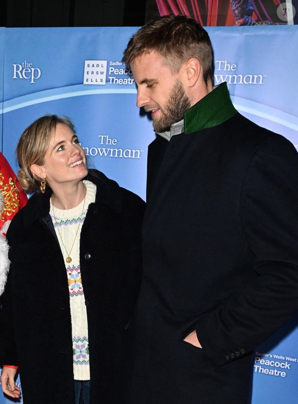 L'ex du duc de Sussex est aujourd'hui mariée à l'investisseur immobilier Harry Wentworth-Stanley

Cressida Bonas, l’ex du prince Harry, et son compagnon Harry Wentworth-Stanley à Londres en 2023.
Crédit : Backgrid UK/ Bestimage