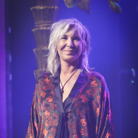 Même la naissance de sa fille Lola ne l'a pas empêchée de continuer de vivre de sa passion.

Zazie lors de la soirée de remise des Prix Sacem 2024 aux Folies Bergère à Paris le 25 novembre 2024.

© Jack Tribeca / Bestimage