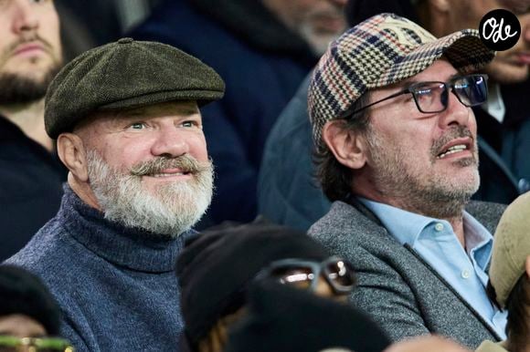 Philippe Etchebest et Paul Pairet - Célébrités assistent au match de Ligue des champions entre le PSG et l'Atlético de Madrid au Parc des Princes à Paris le 6 novembre 2024. © Cyril Moreau/Bestimage