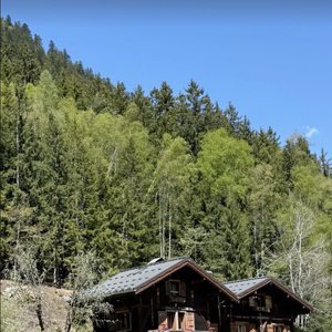 L’expédition nécessite endurance, maîtrise et encadrement spécialisé.

Julian Bugier a partagé des images de son séjour au ski. Capture d'écran Instagram