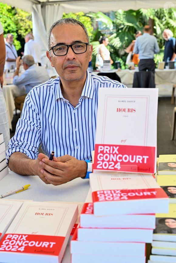 Kamel Daoud, le Prix Goncourt 2024, durant la 29ème édition du Festival du Livre de Nice au Jardin Albert 1er, le 30 mai 2025. © Bruno Bebert / Bestimage