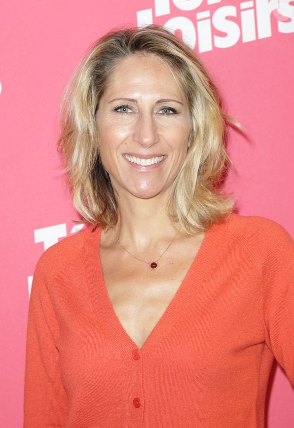 Dans une interview accordée à Gala, elle explique avoir recours à cette aide et raconte : "J’ai une fille au pair chez moi et un jour, après une journée passée ensemble, elle a fait une story et je me suis rendu compte qu’on n’avait pas vu la même chose." 

Maud Fontenoy - Photocall de la soirée "Télé Loisirs Awards 2025" au Jardin d'Acclimatation à Paris le 23 septembre 2025. © Coadic Guirec/Bestimage