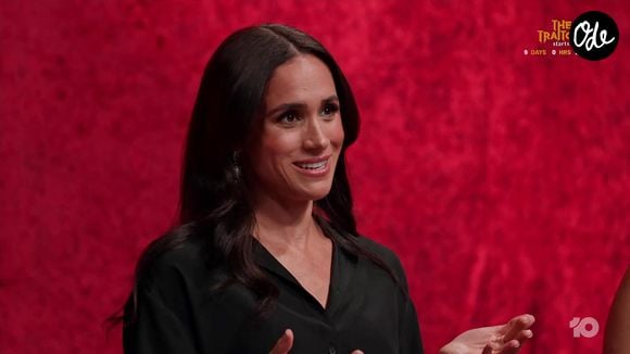 La duchesse de Sussex explique que l'éloignement de son père visait, selon elle, à protéger ses enfants.

Meghan Markle reçoit un appel du prince Harry lors de sa première apparition dans le dernier épisode de MasterChef Australia, en Australie.
Backgrid UK/ Bestimage