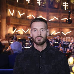 Exclusif - Matt Pokora (M. Pokora) lors de l'enregistrement de l'émission Le Grand Echiquier - Spécial Claude François présentée par C.Chazal et A.Manoukian et diffusée le 13 janvier sur France, à l'Opéra royal du château de Versailles, accompagné par l'Orchestre de l'Opéra Royal à Versailles, France, le 16 septembre 2025. Jack Tribeca/Bestimage