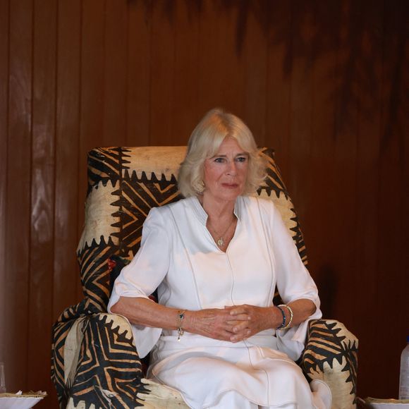 Le roi Charles III d'Angleterre et la reine consort Camilla Parker Bowles en visite dans un village sur les Iles Samoa, à l'occasion de leur visite en Australie. Le 24 octobre 2024
© Ian Vogler / MirrorPix / Bestimage