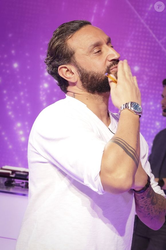 Exclusif - Cyril Hanouna, sur le plateau de "Tout Beau, Tout N9uf - TBT9" présenté par C.Hanouna, et diffusé en direct sur W9, Paris, France, le 21 janvier 2026. © Jack Tribeca / Bestimage