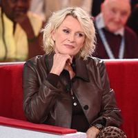 Sophie Davant en Normandie : l'animatrice partage sa routine quotidienne à la plage pour rester en forme