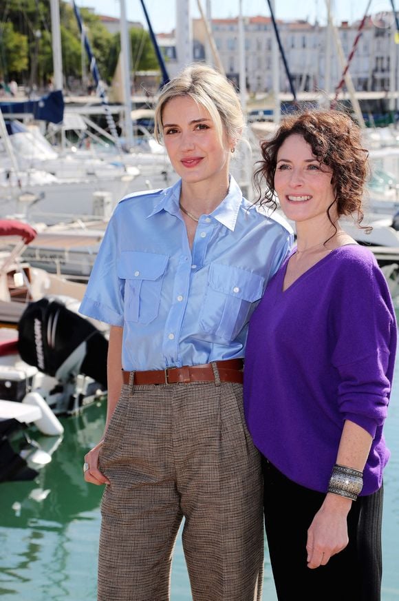 Sabine Perraud, Elsa Lunghini - Photocall de la série "Ici tout commence" lors de la 26ème Edition du Festival de la Fiction de La Rochelle. Le 14 septembre 2024
© Patrick Bernard / Bestimage