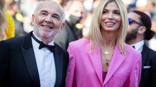 "J'ai une femme plus jeune que moi…" : Gérard Jugnot franc sur son épouse Patricia, 30 ans de moins, et ce qu'elle veut de lui