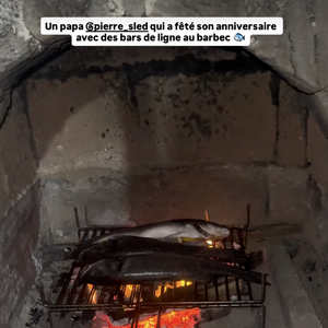 La soirée s'est organisée en toute simplicité avec pour plat principal : des bars de ligne cuisant doucement sur la grille d'un barbecue en pierre. 

Valentine Sled en vacances en Italie avec son père Pierre Sled