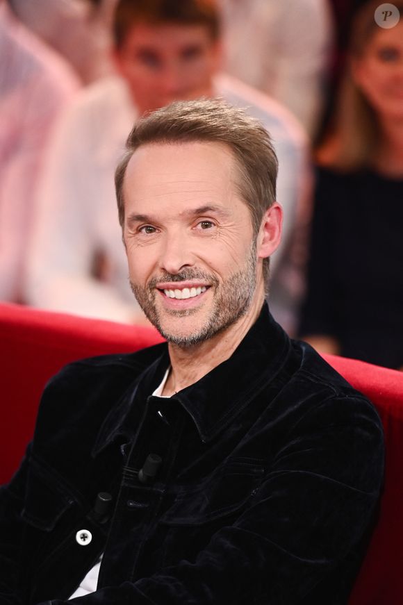 Exclusif - Damien Thevenot lors de l'enregistrement de l'émission Vivement Dimanche, au studio Rive gauche, à Paris, France, le 22 octobre 2025, présentée par M.Drucker, diffusée sur France 3 le 16 novembre 2025. © Guillaume Gaffiot/Bestimage
