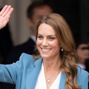 Kate Middleton, visite de 2 jours en Italie. À son arrivée à la mairie de Reggio Emilia, elle est accueillie par le maire de la ville, Marco Massari. © GoffPhotos/Bestimage