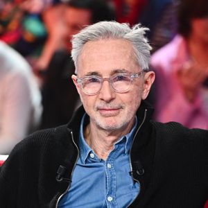 Exclusif - Thierry Lhermitte - Enregistrement de l'émission Vivement dimanche consacrée à l'équipe du Splendid au studio Rive Gauche, présentée par M.Drucker, diffusée le 23 février 2025 sur France 3. 
© Guillaume Gaffiot / Bestimage