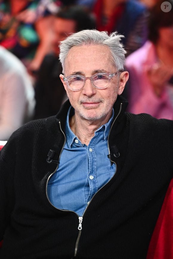 Exclusif - Thierry Lhermitte - Enregistrement de l'émission Vivement dimanche consacrée à l'équipe du Splendid au studio Rive Gauche, présentée par M.Drucker, diffusée le 23 février 2025 sur France 3. 
© Guillaume Gaffiot / Bestimage