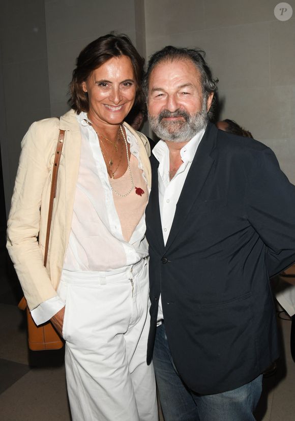 Exclusif - Inès de la Fressange et Denis Olivennes à la dédicace du nouveau roman de Sacha Sperling "Le fils du pêcheur" à l'Hôtel Costes à Paris, le 6 septembre 2021. 

Photo : Coadic Guirec / Bestimage