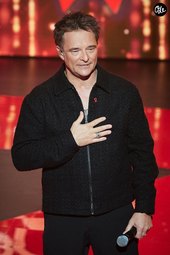 Exclusif - David Hallyday lors de l’enregistrement de l’émission “Les stars s’unissent pour le Sidaction” au théâtre Marigny à Paris, France, le 11 mars 2025. L’émission sera diffusée en prime le 22 mars sur France 2. © Guirec-Moreau/ Bestimage