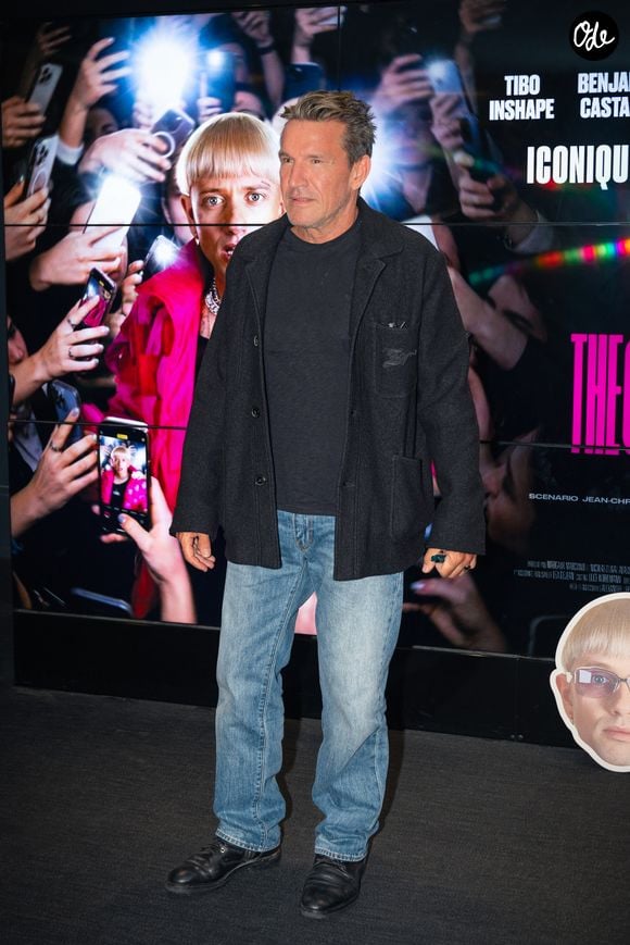 "Très agréable, très sympa", a-t-il déclaré de cet hébergement qui se trouve au milieu d’une forêt de chênes et de pins, au cœur d’un parc de 5 hectares.

Benjamin Castaldi - Avant-première du film "The Giaccomo" au cinéma UGC Ciné Cité Les Halles à Paris le 8 juin 2026. © Florian Lavielle/Bestimage