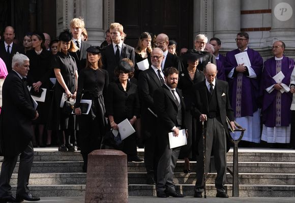 Le prince Edward, duc de Kent - Le duc de Kent (devant à droite) quitte la cathédrale de Westminster, au centre de Londres, après la messe de requiem célébrée en l'honneur de la duchesse de Kent. Photo par PA Photo/ Bestimage
