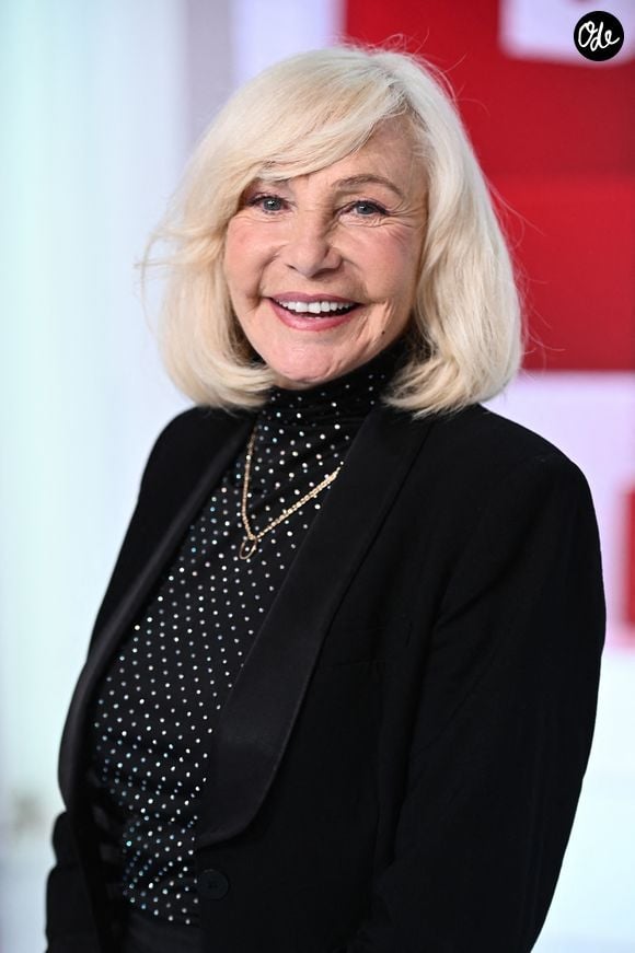 Les internautes ont été nombreux à adresser leurs vœux à Romain et à saluer le soutien sans faille que lui apporte sa mère au quotidien.

Michele Torr lors de l'enregistrement de l'émission "Vivement dimanche" au studio Gabriel, présentée par M.Drucker et diffusée sur France 3 le 8 octobre 2023.

© Guillaume Gaffiot / Bestimage