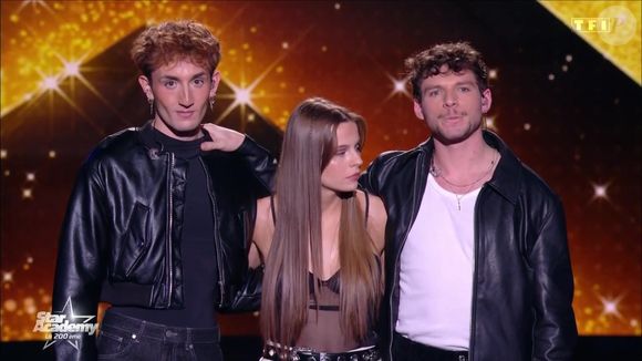 "Ça a été aussi très dur pour elle parce que forcément, on n'a pas d'interaction. Elle me voit vivre et créer des liens avec plein d'autres personnes."

Prime de la Star Academy