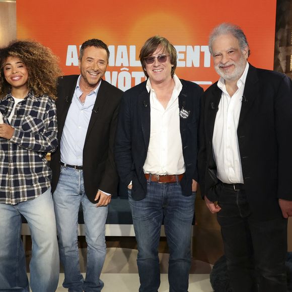 Exclusif - Oli et son chien Monday, Bernard Montiel, Thomas Dutronc et Raphaël Mezrahi 

Jack Tribeca / Bestimage