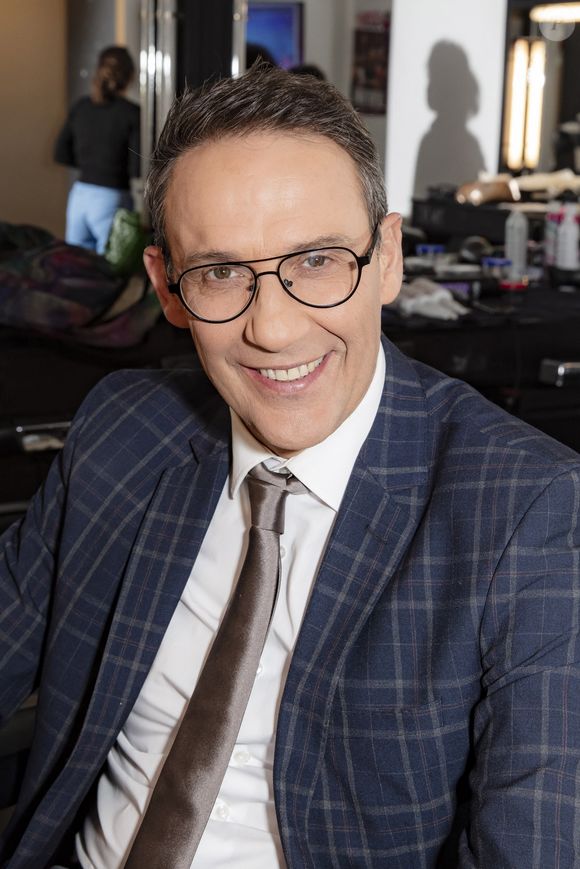 Exclusif - Julien Courbet - Backstage de l'enregistrement de l'émission "Touche Pas à Mon Poste (TPMP)", présentée par Cyril Hanouna et diffusée sur C8 le 14 décembre 2020
© Jack Tribeca / Bestimage